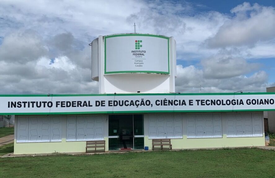 IFG lança concurso para professores com vencimentos até R$ 8 mil, confira as áreas disponíveis