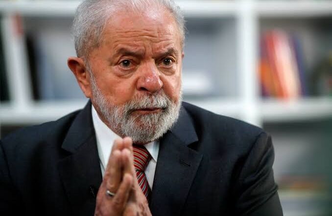 Mesmo em recesso 92 deputados já apoiam o impeachment de Lula