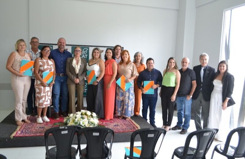 Secretários de Saúde da região se reúnem com reitoria da UFCAT para discutir parceria entre universidade e municípios