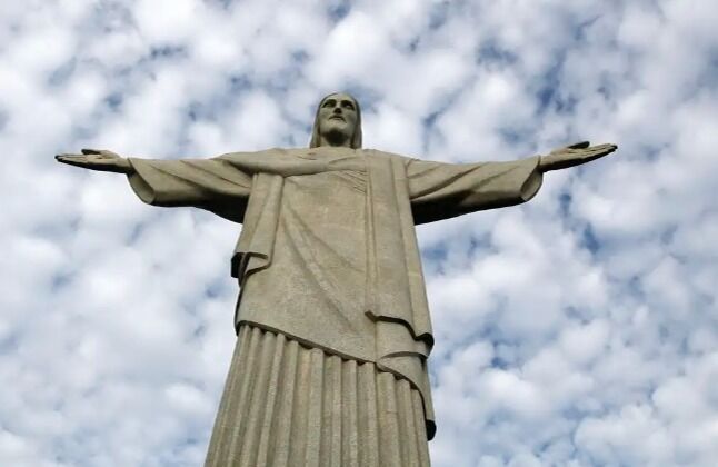 Cristo Redentor será iluminado em verde pelo Dia Nacional do Cerrado