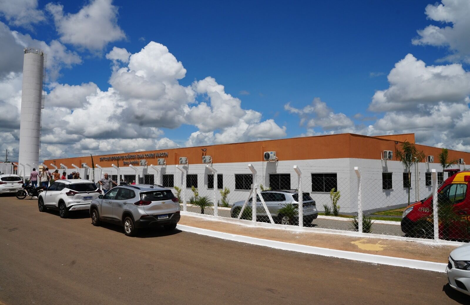 Centro de Dependentes Químicos de Catalão - CDQC é inaugurado pelo prefeito Adib Elias em Catalão