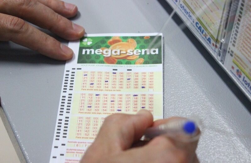 Mega-Sena: Bolão de Paranaguá acerta a quadra e ganha R$ 2,6 mil