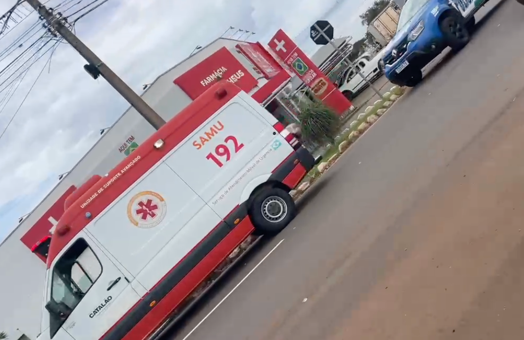 Homem sente mal e falece enquanto pedalava em avenida de Catalão