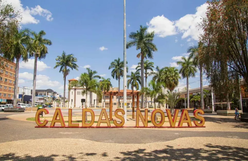 Caldas Novas implementa taxa de preservação para turistas | Portal ...