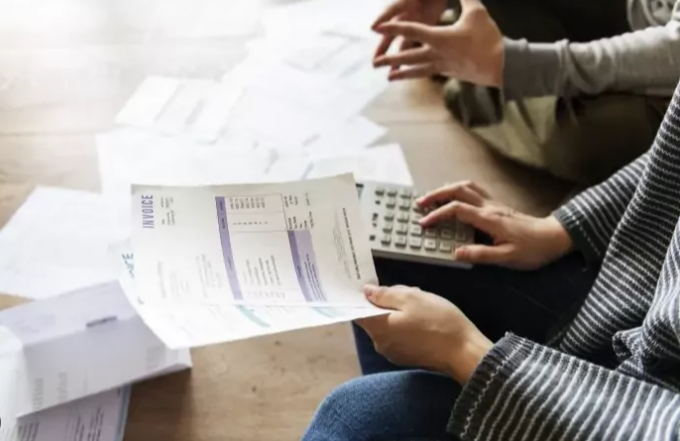 Número de inadimplentes no Brasil ultrapassa 71 milhões e segue em alta.